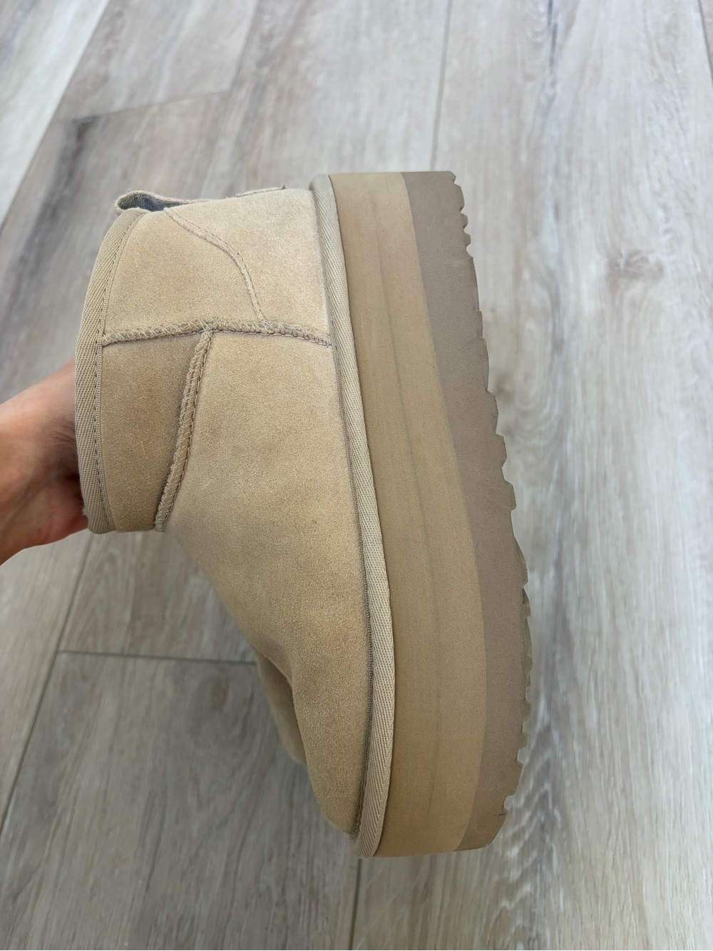 UGG women’s ultra mini platform